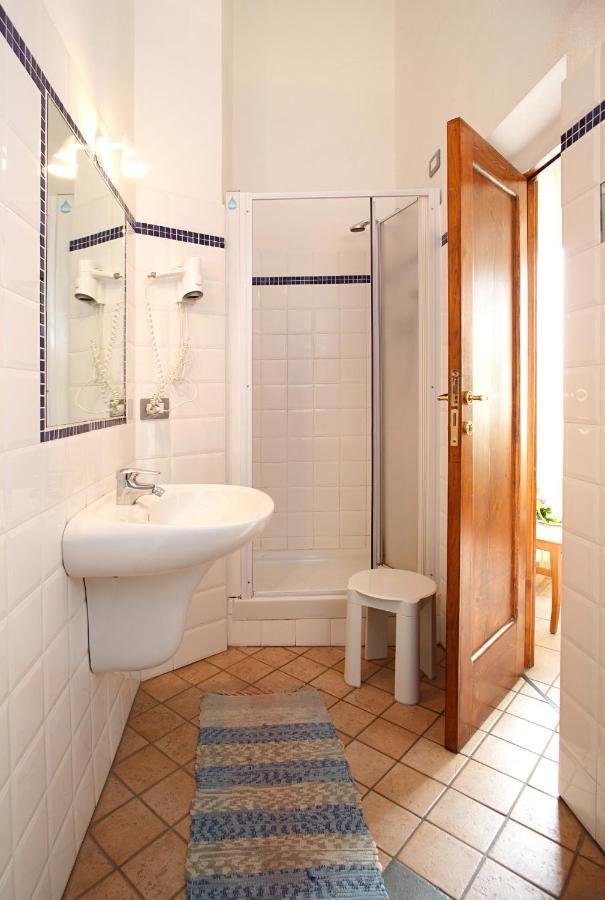 Hotel Del Borgo Sestri Levante Esterno foto