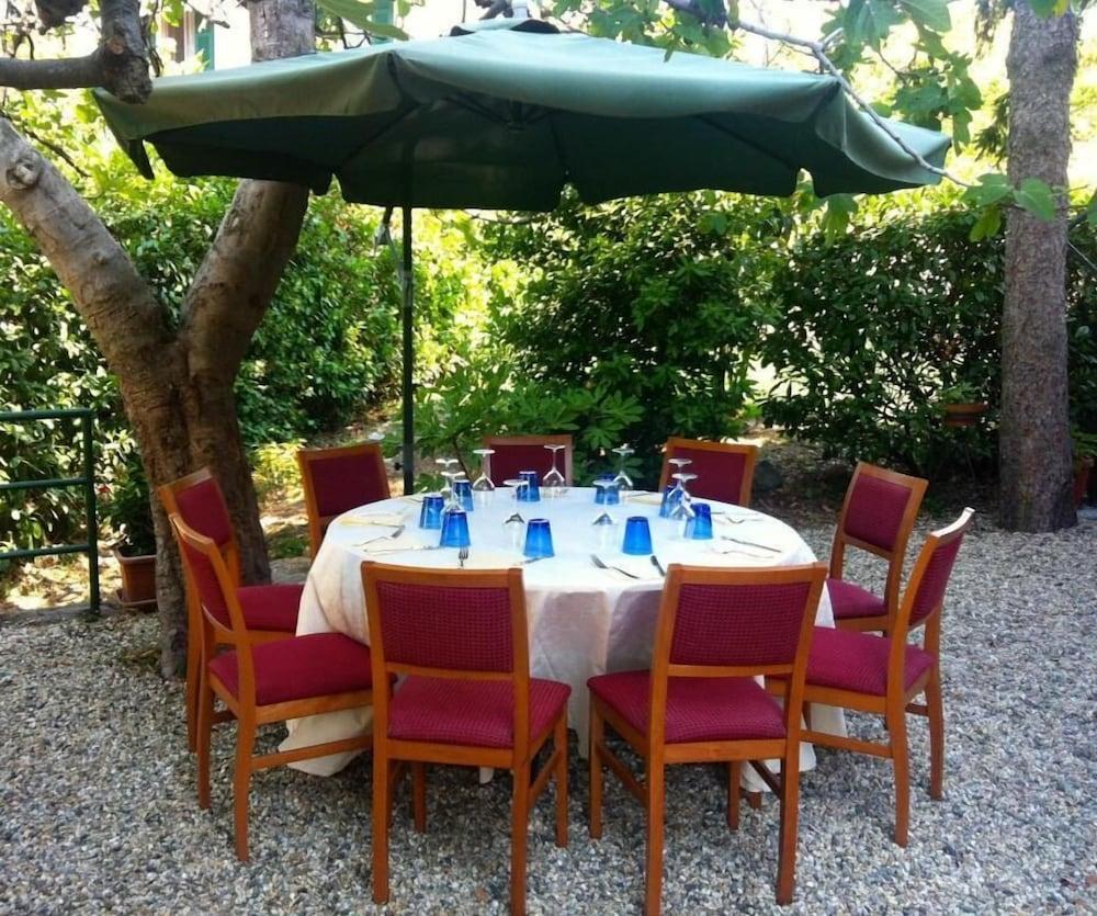 Hotel Del Borgo Sestri Levante Esterno foto