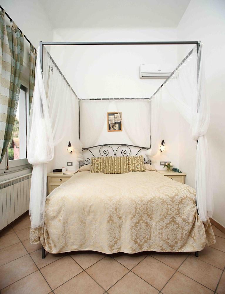 Hotel Del Borgo Sestri Levante Esterno foto