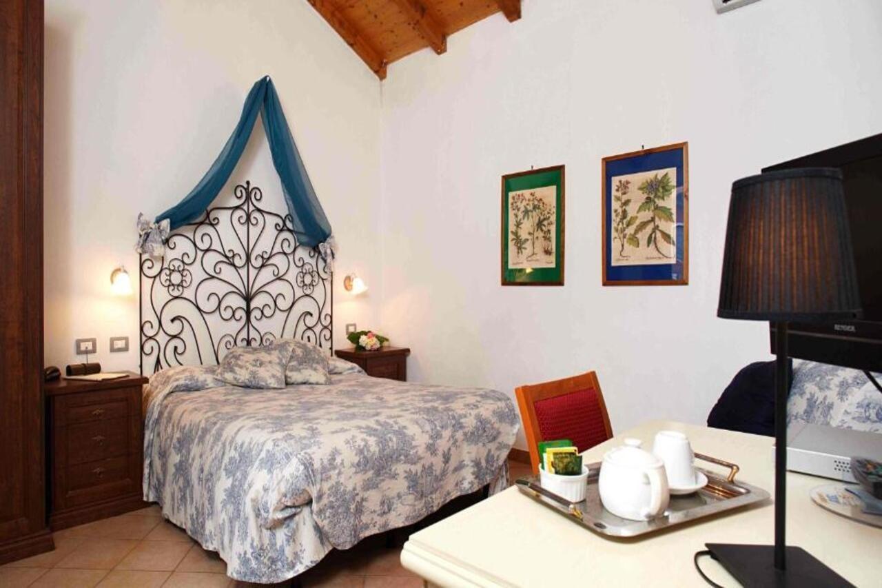 Hotel Del Borgo Sestri Levante Esterno foto